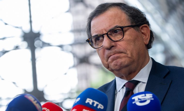 Castro Almeida rejeita “quebrar contas certas” para dar mais apoios nos combustíveis